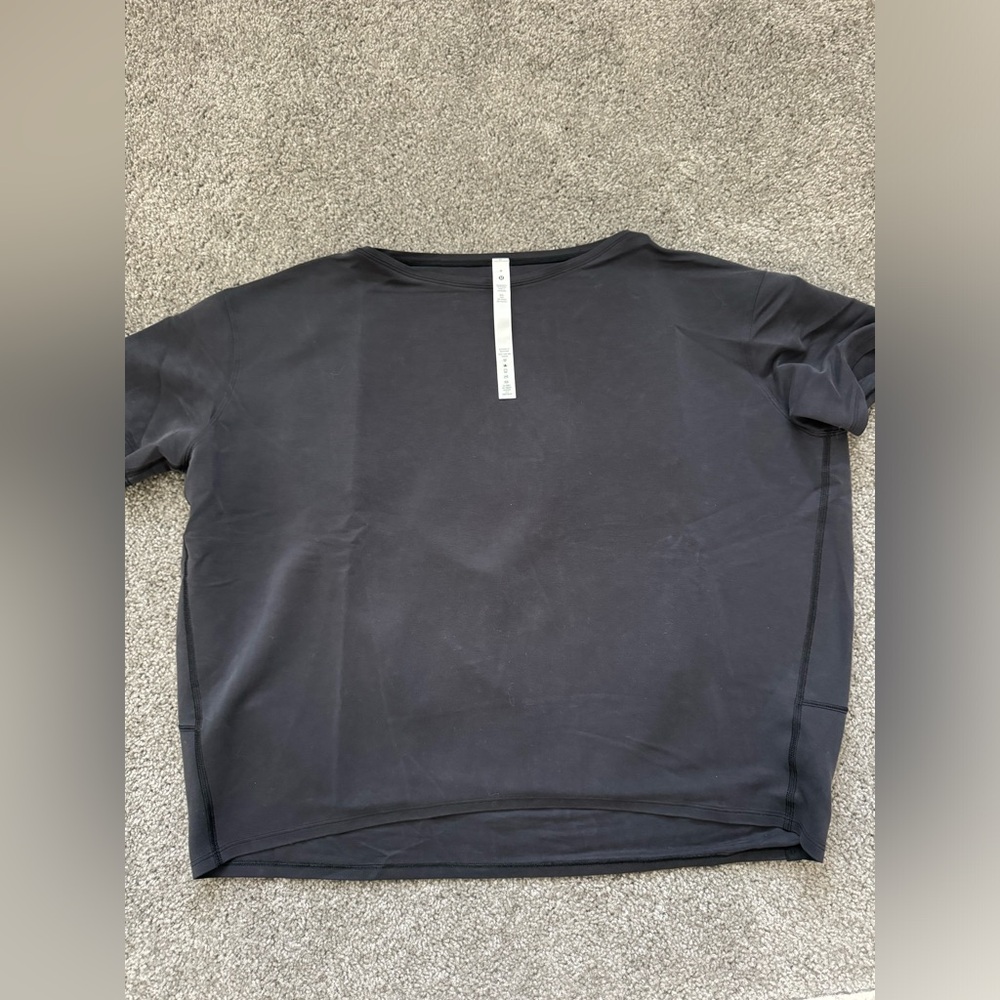 Lululemon tee in pike fabric
